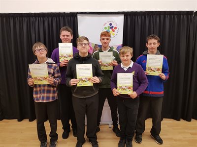 Ysgol Y Deri coaches